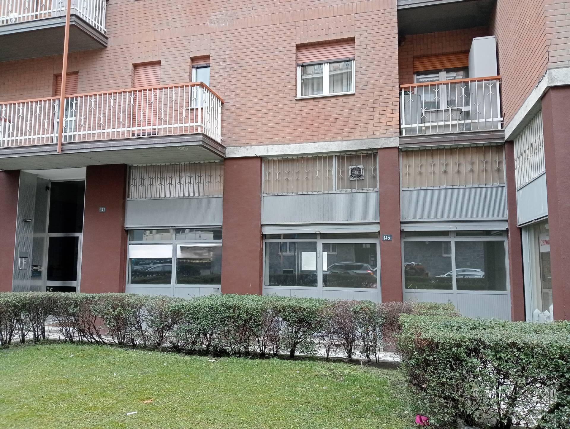 Locale commerciale a Aosta