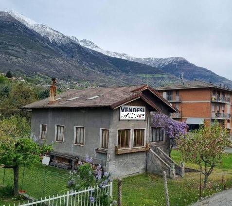 Villa a Aosta